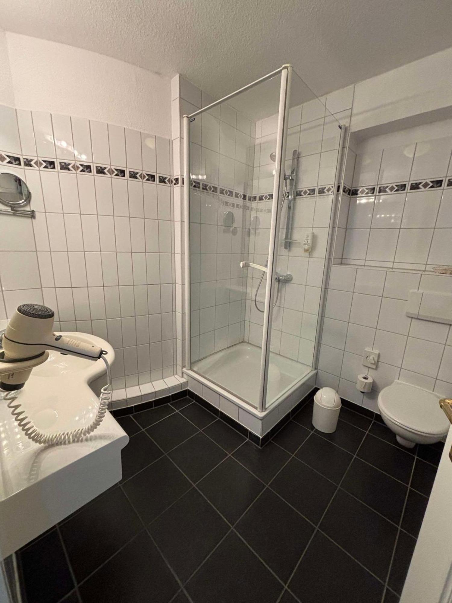 Hotel & Restaurant Schoenau Peine Eksteriør bilde
