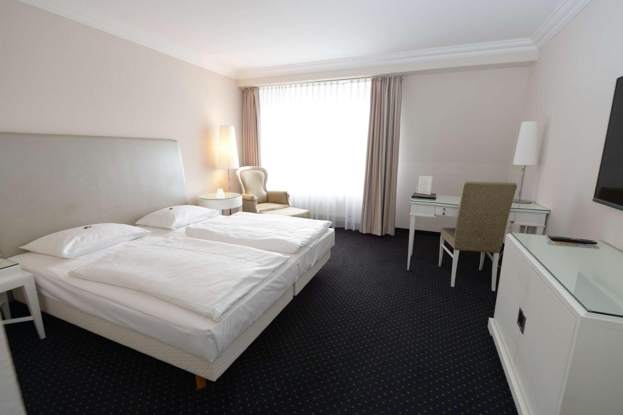 Hotel & Restaurant Schoenau Peine Eksteriør bilde